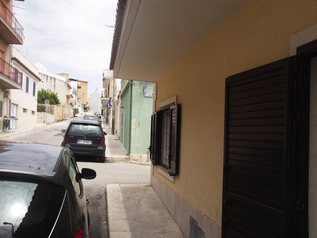 Casa Vacanze Le Rose Marina di Ragusa Exteriör bild
